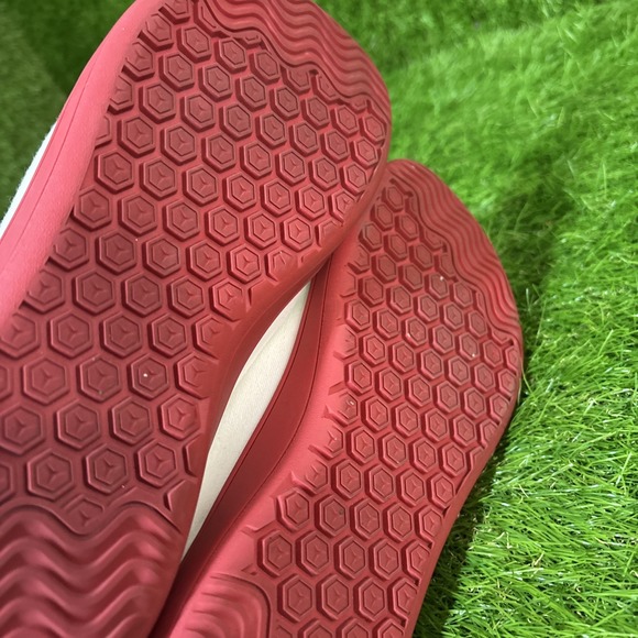 Hobibear Men's White and Red Athletic Sneakers - Picture 5 of 6